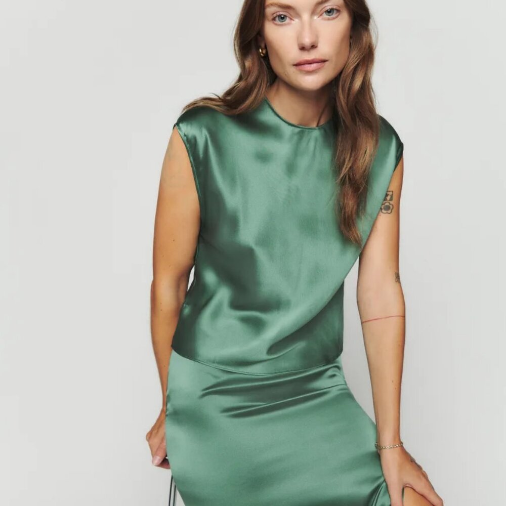 Reformation Dionne Silk Top in Bottle Green Size 8